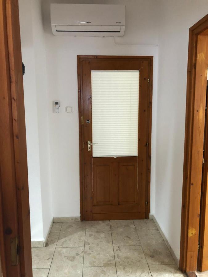 Mol-Ker-Vill Apartment Lenti Exterior photo
